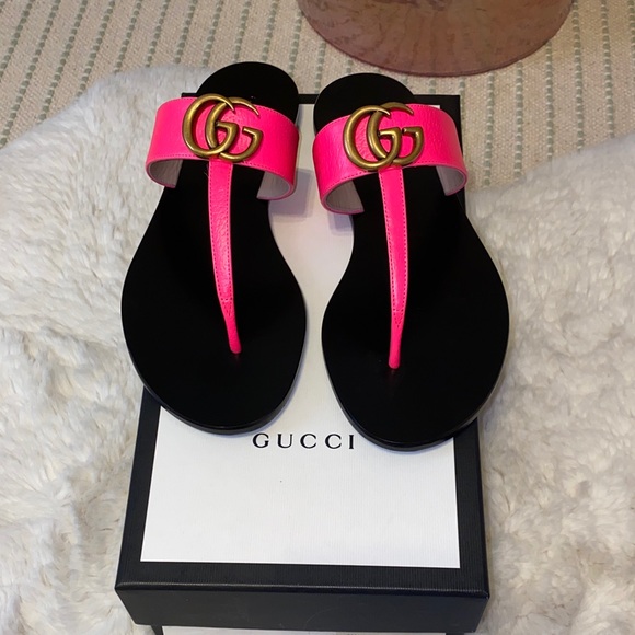 Gucci Women's Neon Pink and Black GG Sandals - Picture 1 of 9